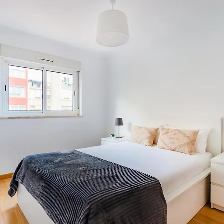Olaias Park Flat-2